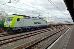 CAPTRAIN/696156/am-14-april-2020-steht-captrain Am 14 April 2020 steht CapTrain 186 152 mit ein umgeleiteter Kesselwagenzug in Nijmegen.