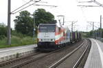 CAPTRAIN/741951/185-cl-002-von-captrain-mit-einem 185-CL 002 von Captrain mit einem Güterzug bei der Durchfahrt in Zöberitz am 9.6.21