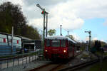 172 140 mit 172 141 verlassen den Bahnhof Putbus in Richtung Lauterbach Mole am 17.4.24