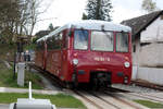 172 140 mit 172 141 verlassen den Bahnhof Putbus in Richtung Lauterbach Mole am 17.4.24