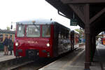 172 140 mit 172 141 im Bahnhof Putbus am 17.4.24