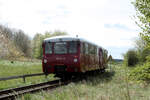172 140 mit 172 141 verlassen mit ziel Lauterbach Mole den Bahnhof Bergen auf R�gen am 20.4.24