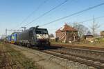 MRCE Dispolok/768430/ecco-rail-189-201-zieht-ein ECCO Rail 189 201 zieht ein LKW-Walter Wien Shuttle durch Blerick am 5 März 2022.