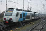 4746 302 auf Rangierfahrt in Richtung Abstellung im Bahnhof Stralsund Hbf am 21.12.20
