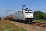 RAILPOOL/700947/lineas-186-182-zieht-der-saxonia LINEAS 186 182 zieht der Saxonia Express Mischguterzug durch Alverna am 3 Juni 2020.