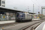 151 123 von SRI Rail Invest auf Rangierfahrt im Bahnhof Halle/Saale Hbf am 7.4.22