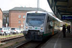 Vogtlandbahn/862096/vt-566-der-vogtlandbahn-als-rb1 VT 566 der Vogtlandbahn als RB1 mit ziel Sokolov im Bahnhof Zwickau(Sachs) Hbf am 30.3.24