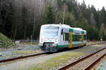 Vogtlandbahn/862104/vt-569-der-vogtlandbahn-als-rb1 VT 569 der Vogtlandbahn als RB1 mit ziel Kraslice im Bahnhof Zwotental am 30.3.24