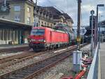 Die ex DB WRS 193 302 (91 80 6193 302-7 D-WRSCH) steht mit einem Kesselwagenzug in Lausanne.