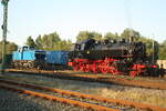 86 1744 und 251 901 im Bahnhof Putbus am 30.7.21