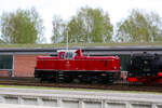 251 901 abgestellt im Bahnhof Putbus am 15.4.24