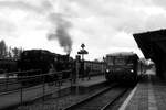 99 783 und 172 140 mit 172 141 im Bahnhof Putbus am 17.4.24