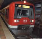 BR 474 als S21 mit ziel Elbgaustrae in der S-Bahn Station Hbf in Hamburg am 31.8.13