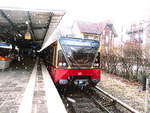 480 XXX mit ziel Ostkreuz im Bahnhof Berlin Frankfurter Allee am 22.3.18