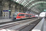 642 613/113 mit 642 XXX/XXX im Bahnhof Dresden Hbf am 6.6.22