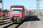 BR 650/735268/650-113-und-650-118-als 650 113 und 650 118 als RB93 von Friedirchshafen kommend bei der Einfahrt in den Endbahnhof Lindau Insel (ehemals Lindau Hbf) am 24.3.21