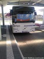 verkehrsgesellschaft-vorpommern-ruegen-vvr/263870/volvo-des-rpnv-aufm-busbahnhof-in Volvo des RPNV aufm Busbahnhof in Bergen am 28.4.13