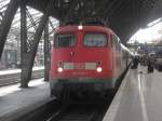 110 324-1 am 10.7.10 im K�lner Hbf.