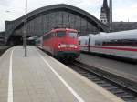 110 352-2 im K�lner Hbf am 23.7.10