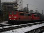 DB 151 088-2 mit 151 017 in K�ln West am 28.11.10
