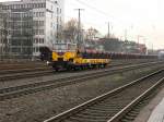 Die Lei GmbH KLV 53 f�hrt durch K�ln West weiter richtung Longerich am 12.2.2011 
