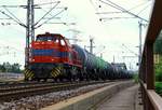 RheinCargo DH 721 oder 1271 017-6 dieselt hier mit einem �ler an den S�derelbbr�cken vor an den Fotografen Richtung HH-Hohe Schaar.
