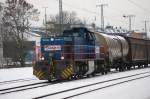 (Mak G1206) 275 501-5 (Silvia) von Chemion bei der Durchfahrt mit einem Chemikalienzug in K�ln-West am 28.12.2010.