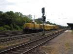 Ein Schienenbauzug in K�ln-West   am 25.05.2010