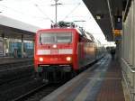 DB 120 208-4 mit dem RE9 nach Gie�en am 8.1.11