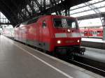 120 120-1 im K�lner Hbf am 23.7.10
