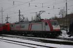 185 594-9 von Crossrail stand am 03.01.2011 in Krefeld-Hbf abgestellt.
