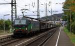 ELL/ELOC/TXL 193 257-3 mit einem �bel riechenden Schiebewandwagenzug feszgehalten bei der Durchfahrt in Bingen.