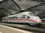 ICE 3(403 001-1)  Freiburg in Breisgau  in K�ln Hbf am 9.10.2011 Gru� an den sehr netten Tf !!