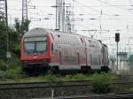 RB27 legt sich in Koblenz-L�tzel in die Kurve am 8.6.2011