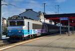 Die SNCF BB 22397 wartet in Genève mit dem TER 96634 nach Grenoble auf die Abfahrt.