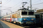 Sonstige/696394/sncf-15062-zieht-nmbs-eurocity-etoile SNCF 15062 zieht NMBS EuroCity 'ETOILE d' EUROPE' durch Bettembourg richtung Metz, STrasbourg und Basel am 20 Mai 2004.
