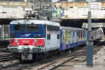SNCF 17031 verlässt am 19 September 2011 Paris Saint-Lazare.