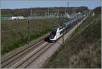 duplex-6/853213/auf-der-tgv-strecke-paris-- Auf der TGV Strecke Paris - Lyon (bzw. LGV 752000) bei Kilometer 257.7 ist der TGV Rame 295  auf der Fahrt in Richtung Süden. Der TGV 6175 ist von Paris Gare de Lyon nach Nice unterwegs. 
Auf diesem Streckenabschnitt bei Saint Émiland ist die Geschwindigkeit auf 270 km/h beschränkt, erst bei Km 254,6 im Norden, bzw. ab Km 336,3 im Süden sind 300 km/h zugelassen. 

6. April 2024 