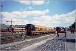 Der IR CIE Dieseltriebwagen 2606 verlässt den Bahnhof Dublin Heuston / Baile Átah Cliat Stáisiún Heuston. 

Analogbild vom Juni 2001