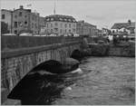 In Galway, am River Corrib, kurz vor dessen Einmndung ins Meer.