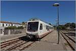 Der ARST (transporti regionali della sardegna) ADeS01 (95 83 4600 001-0 [A] / 95 83 4600 101-8 [B]) Doppeltriebwagen verl�sst als AT 70 den h�schen Ort Alghoro mit dem Ziel S�ssari.

22. September 2026