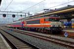 locon-benelux/690497/alpen-express-1388-treft-mit-ex-locon-9901 Alpen-Express 1388 treft mit ex-LOCON 9901 an der Spitze an 1 März 2020 in 's-Hertogenbosch ein.