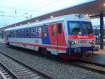 5047 037 wartet am 05.12.12 in Absdorf Hippersdorf auf die Abfahrt als Regionalzug nach Krems/Donau.