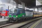 ELL 193 222 steht in RegioJet-Dienst und ist am 27 Augustus 2021 mit ein Schnellzug aus Bratislava in Wien Hbf angekommen.