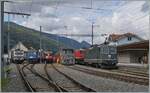 60 Jahre BoBo / Re 4/4 II - aus diesem Anlass organisierten die OeBB ein noch nie da gewesenes Re 4/4 Treffen. Wobei dazu unter anderem auch die Re 4/4 I, BLS Ae 4/4 und Re 4/4 /425), Re 450 und sogar die RhB Schmalspurlok Ge 613 'eingeladen' wurde.  ...