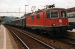 SBB 11261 verlässt am 28 Mai 2002 Sargans.