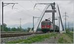 re-620/718058/die-sbb-re-66-11680-re Die SBB Re 6/6 11680 (Re 620 080-2) überquert bei Massogex die Rhonebrücke .

14. Mai 2020