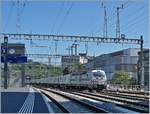 Die RailCare  Rem 476 454 erreicht Lancy Pont Rouge.

19. Juni 2018