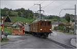 50 Jahre Blonay Chamby - Bündnertag im Saaneland: der Extrazug Montreux nach Gstaad erreicht Montbovon.
