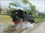 Kräftig dampfend rangiert die SEG G 2x 2/2 105 der Blonay Chamby Bahn in Blonay um ihren Zug zu umfahren.